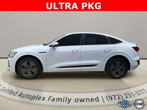 Glacier White Metallic 2024 Audi Q8 e-tron Premium