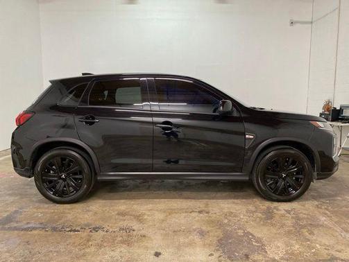 Labrador Black Pearl 2024 Mitsubishi Outlander Sport 2.0 S