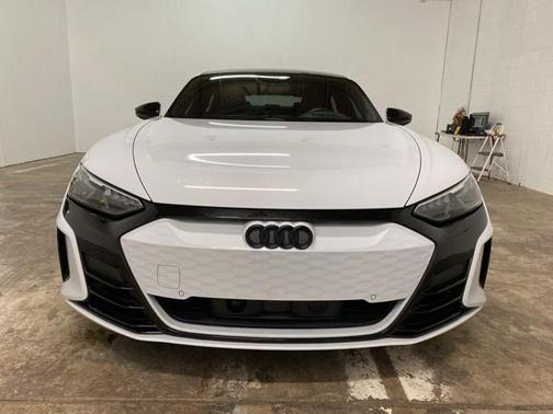 2023 Audi e-tron GT Premium Plus quattro