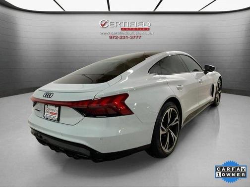 2023 Audi e-tron GT Premium Plus quattro