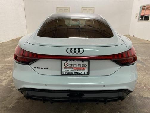 2023 Audi e-tron GT Premium Plus quattro