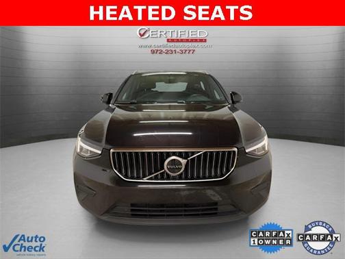 2025 Volvo XC40 B5 Core Bright Theme