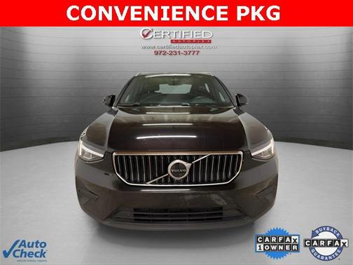 2025 Volvo XC40 B5 Core Bright Theme
