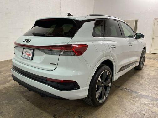2024 Audi Q4 e-tron Premium Plus 50 quattro