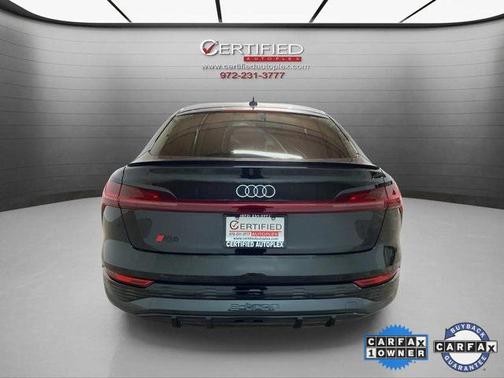 2024 Audi Q8 e-tron Premium Plus