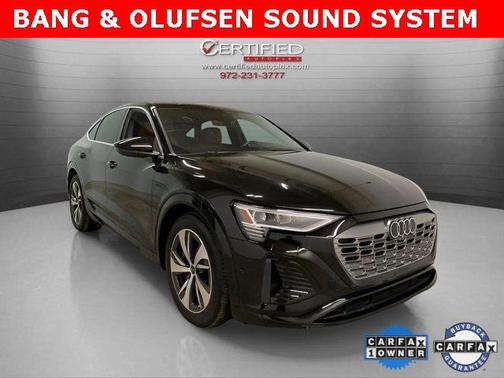 2024 Audi Q8 e-tron Premium Plus