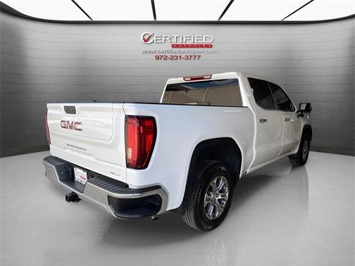 2025 GMC Sierra 1500 SLT
