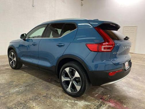Blue Metallic 2025 Volvo XC40 B5 Plus Bright Theme