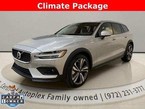 Silver 2025 Volvo V60 Cross Country Plus, B5 AWD Gas (mild hybrid)