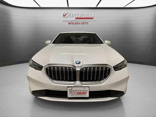 2025 BMW 530 i
