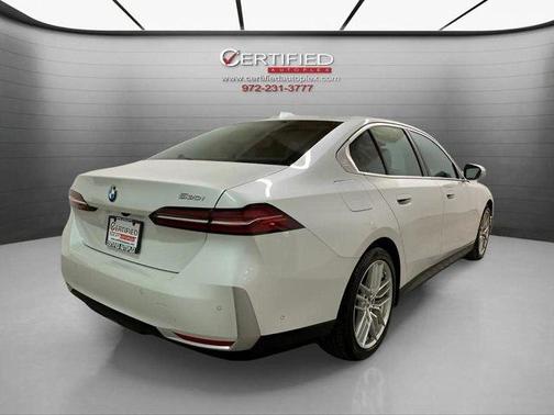 2025 BMW 530 i