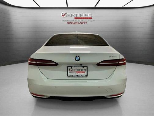 2025 BMW 530 i