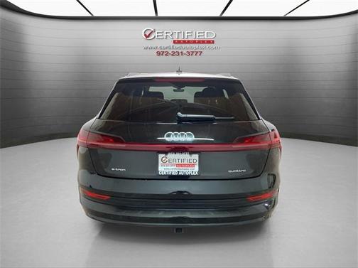 2021 Audi e-tron Premium Plus