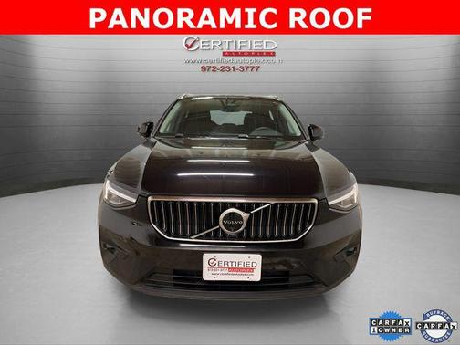 2025 Volvo XC40 B5 Plus Bright Theme