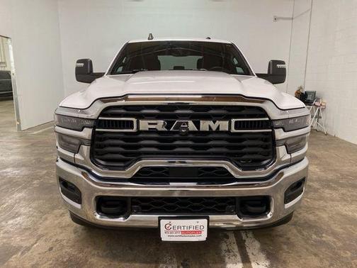 2025 RAM 2500 Big Horn Crew Cab 4x4 6'4' Box