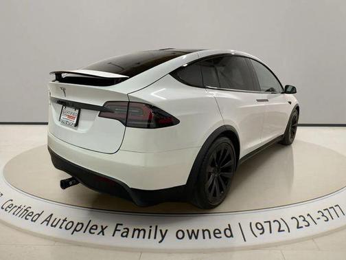 Pearl White 2022 Tesla Model X Dual Motor All-Wheel Drive