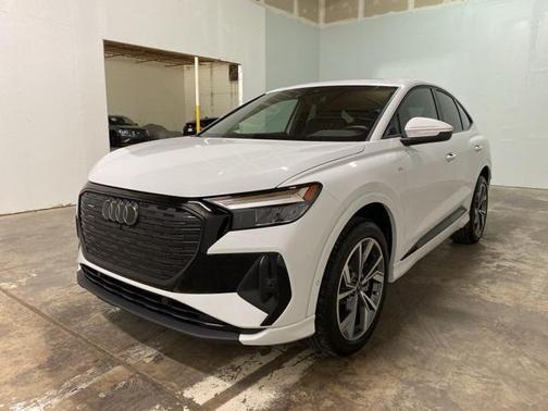 2023 Audi Q4 e-tron Premium Plus 50 quattro