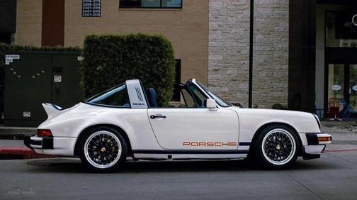 1985 Porsche 911 Cabriolet