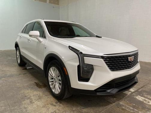 2024 Cadillac XT4 Luxury