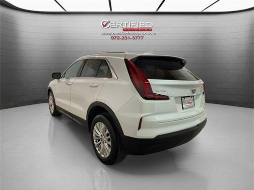2024 Cadillac XT4 Luxury