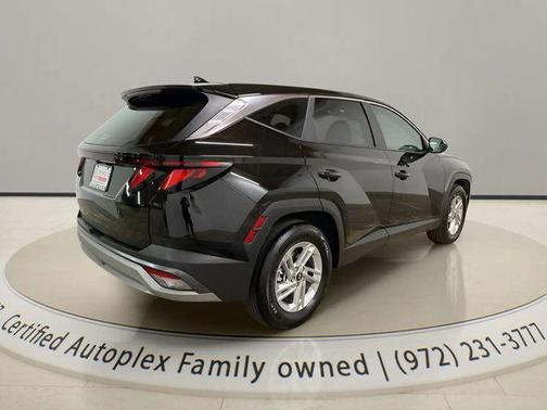 Phantom Black 2026 Hyundai TUCSON SE