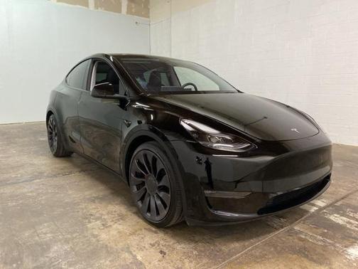 2025 Tesla Model Y Performance Dual Motor All-Wheel Drive