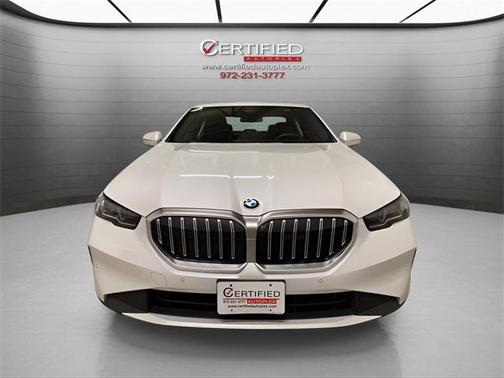 2025 BMW 530 i xDrive