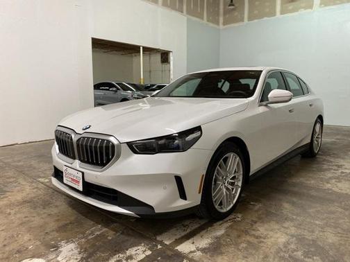 2025 BMW 530 xDrive