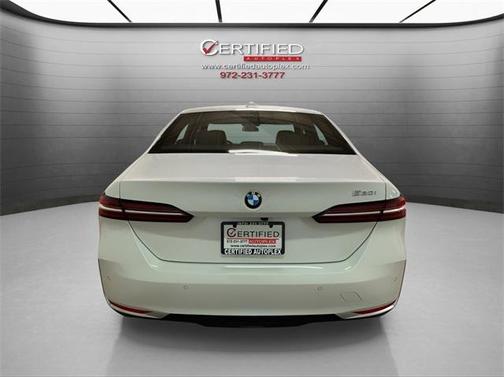 2025 BMW 530 i