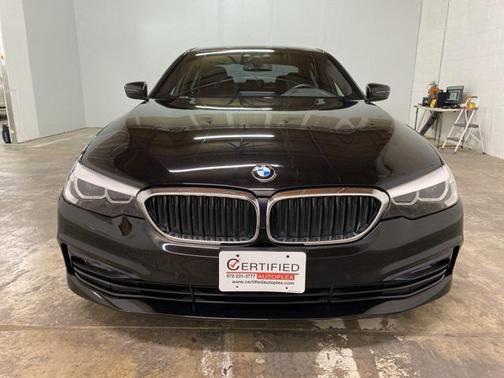 2018 BMW 530 530i