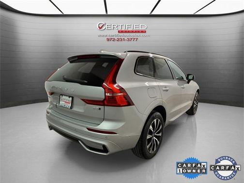 2025 Volvo XC60 B5 Plus
