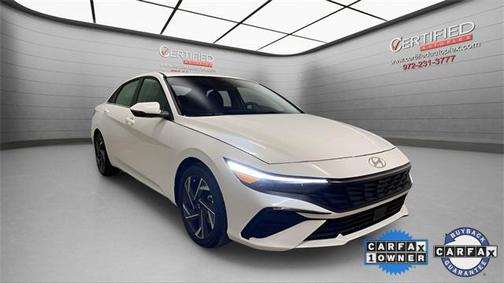 2025 Hyundai ELANTRA Limited