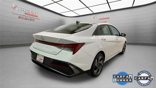 2025 Hyundai ELANTRA Limited
