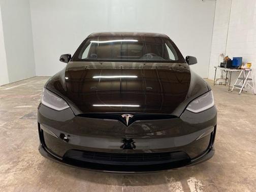 2023 Tesla Model X Standard Range
