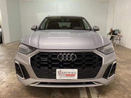 2023 Audi Q5 45 S line Premium
