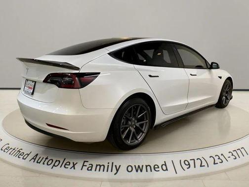 Pearl White Multi-Coat 2021 Tesla Model 3 Standard Range Plus