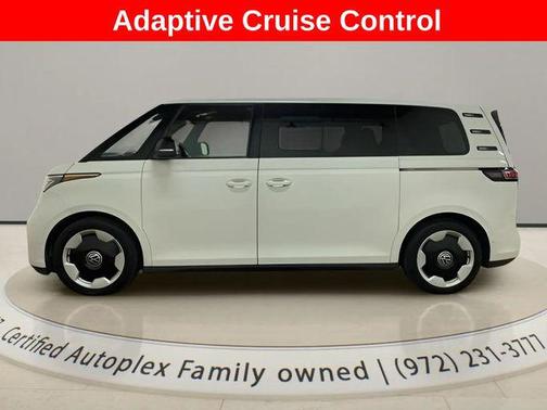 Candy White 2025 Volkswagen ID. Buzz Pro S