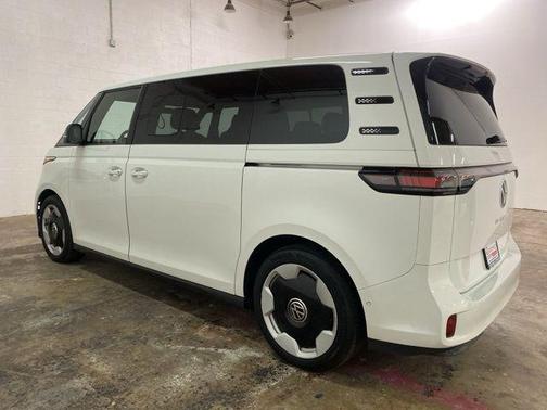 2025 Volkswagen ID. Buzz Pro S