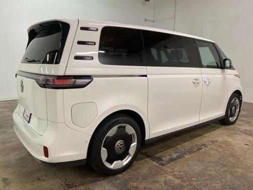 2025 Volkswagen ID. Buzz Pro S