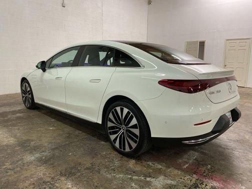 Polar White 2023 Mercedes-Benz EQE 350 4MATIC+