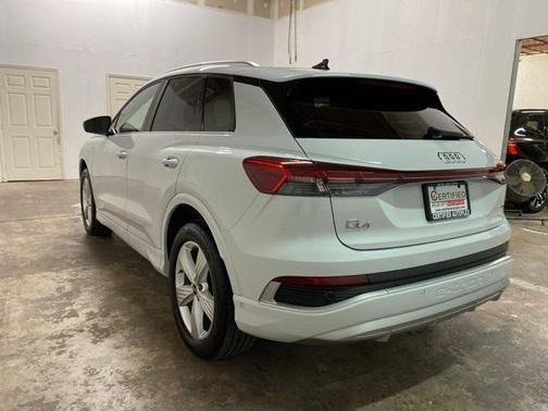 2024 Audi Q4 e-tron Premium Plus 50 quattro