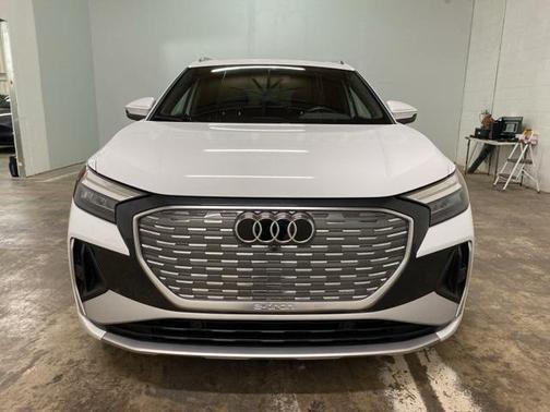 2024 Audi Q4 e-tron Premium Plus 50 quattro