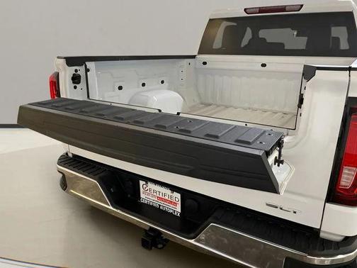 Summit White 2026 GMC Sierra 1500 SLT