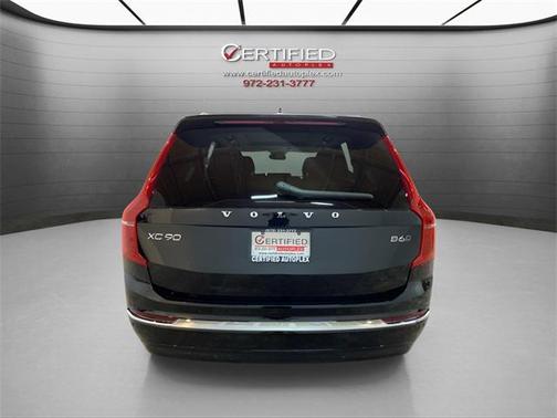 2025 Volvo XC90 B6 Plus 7-Seater