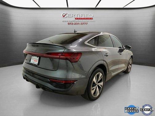 2024 Audi Q8 e-tron Premium Plus