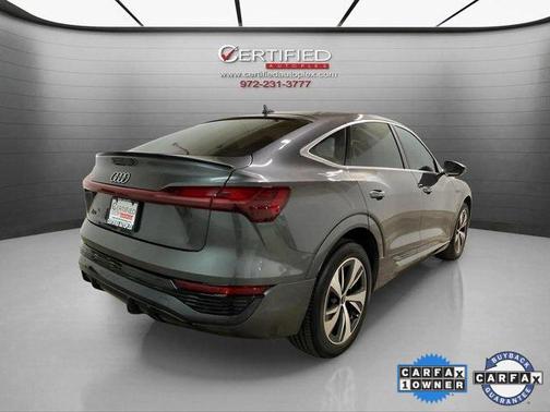 2024 Audi Q8 e-tron Premium Plus