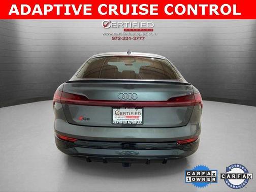 2024 Audi Q8 e-tron Premium Plus