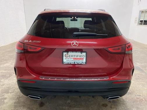 2021 Mercedes-Benz GLA 250 Base 4MATIC