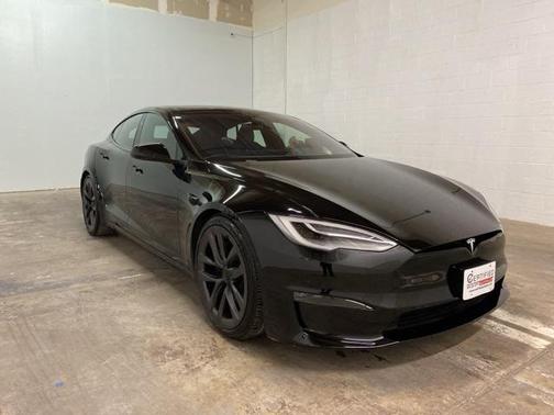 2022 Tesla Model S Plaid