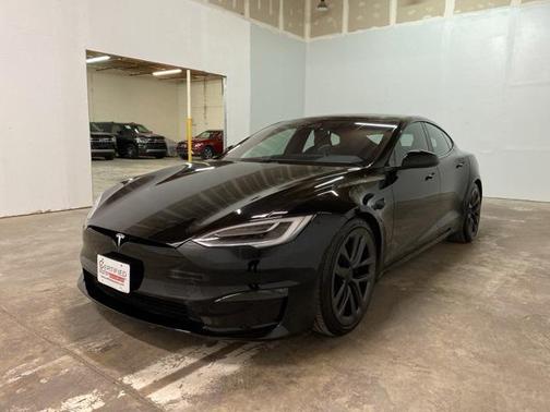 2022 Tesla Model S Plaid